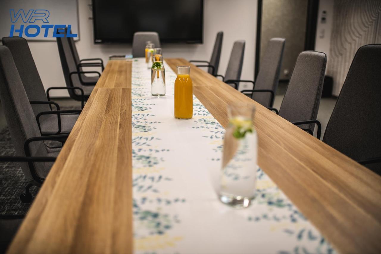 Wr Sport Hotel & Spa - Centrum Sportu I Rozrywki Świlcza Kültér fotó